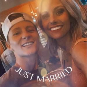 Meet your Posher, Chrissy